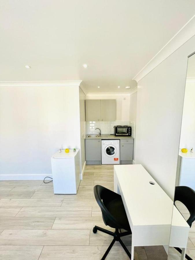 Green Lanes Apartment London Bagian luar foto